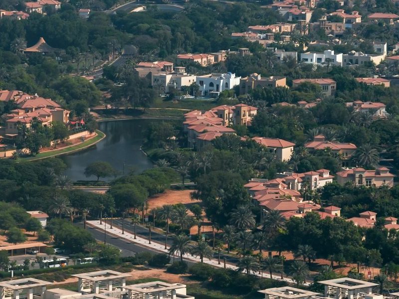 This guide explains how to choose the right Dubai real estate agent when buying a villa, with practical checks and actionable advice to protect your investment....
