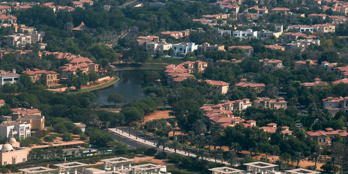 This guide explains how to choose the right Dubai real estate agent when buying a villa, with practical checks and actionable advice to protect your investment....