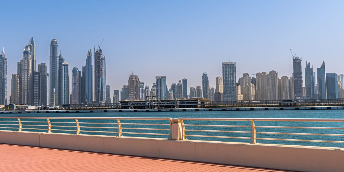 This guide explains why you should work with a specialist Dubai property agent when buying an oasis-style villa and how the right agent saves you time, money, a...