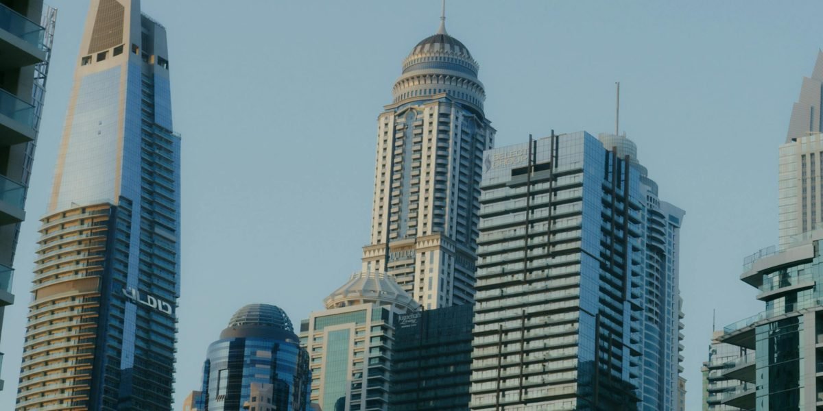 This guide helps buyers and investors navigate Dubai's busy 2026 property market, comparing apartments and oasis-style villas across prices, rental returns and...