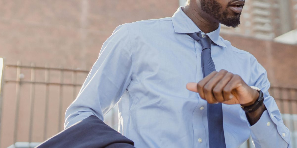 An ambitious professional looking towards new career opportunities in a dynamic market.